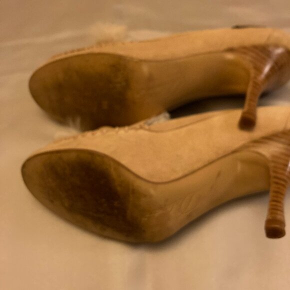 Delman Suede Leather Moccasin on Heel W/Tie, Pale Camel, Fur Lined Pump Sz 6.5B - Picture 7 of 9